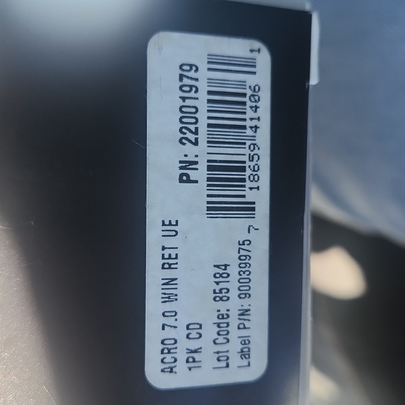 ADOBE ACROBAT 7.0 standard for windows w/ serial number EUC in original box - Picture 3 of 4